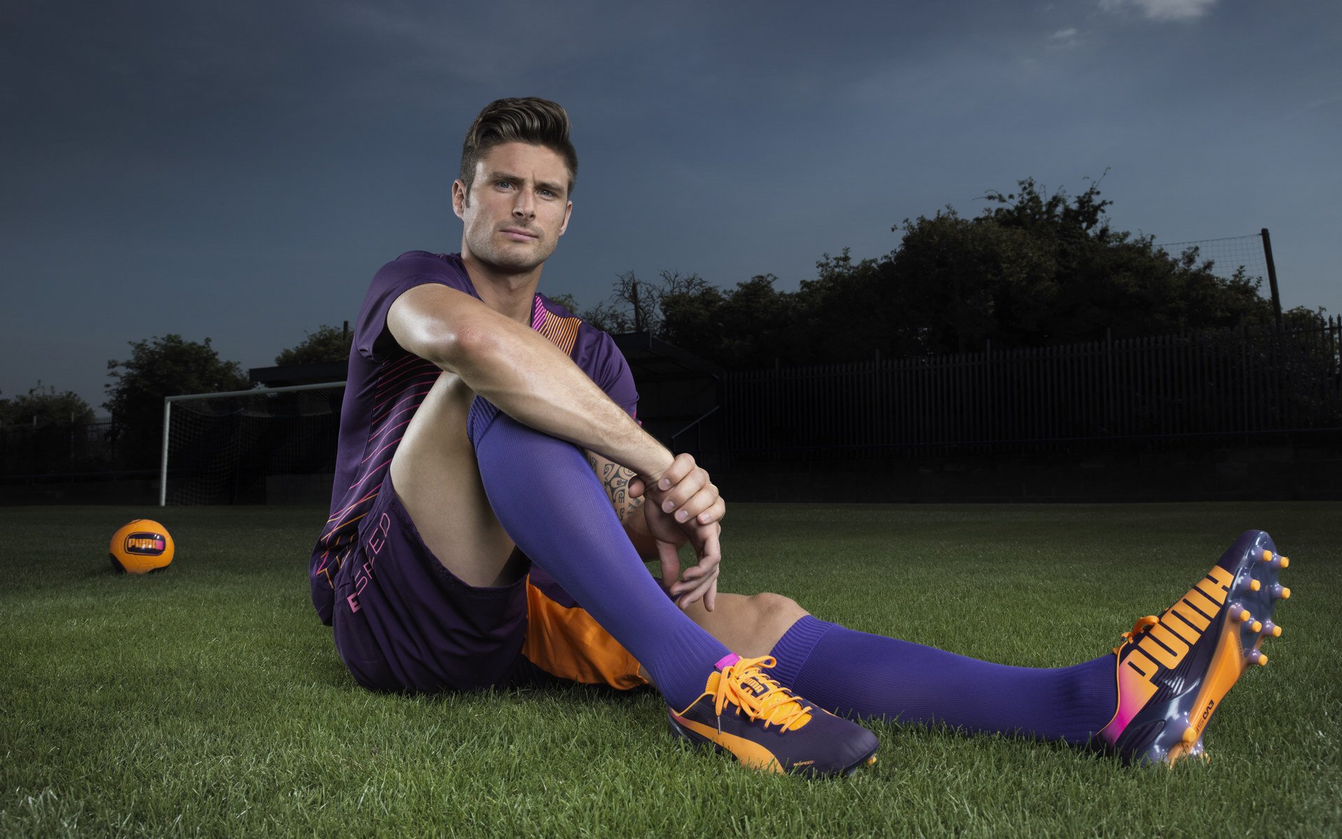 开云APP-塞维利亚连续得分压制尤文,富安健洋统治全场,亚洲铁闸的欧战宣言